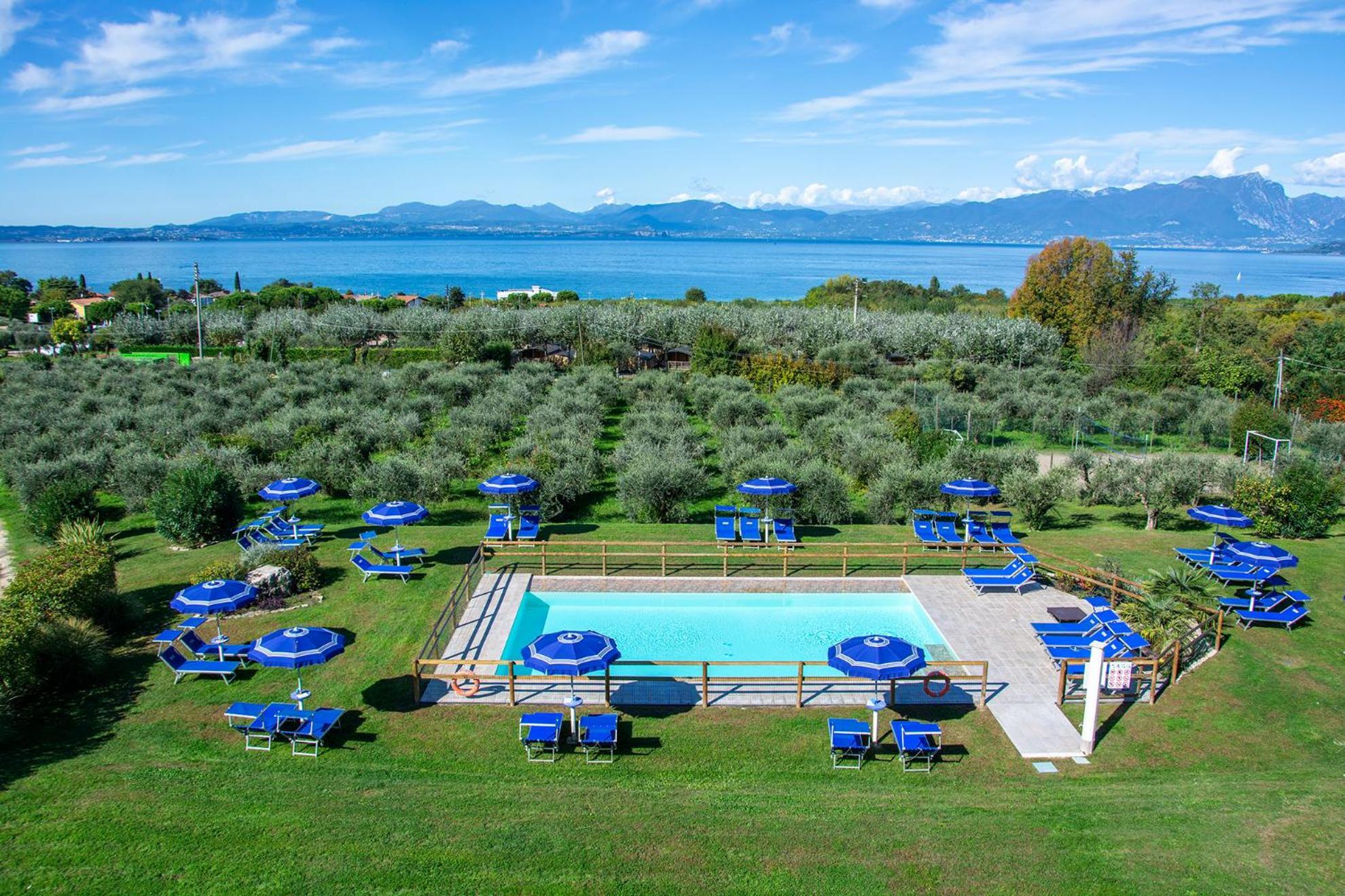 Agriturismo Il Giardino Degli Ulivi Lazise Bagian luar foto