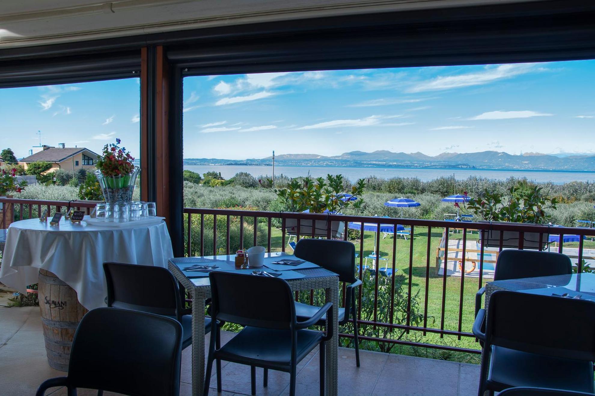 Agriturismo Il Giardino Degli Ulivi Lazise Bagian luar foto
