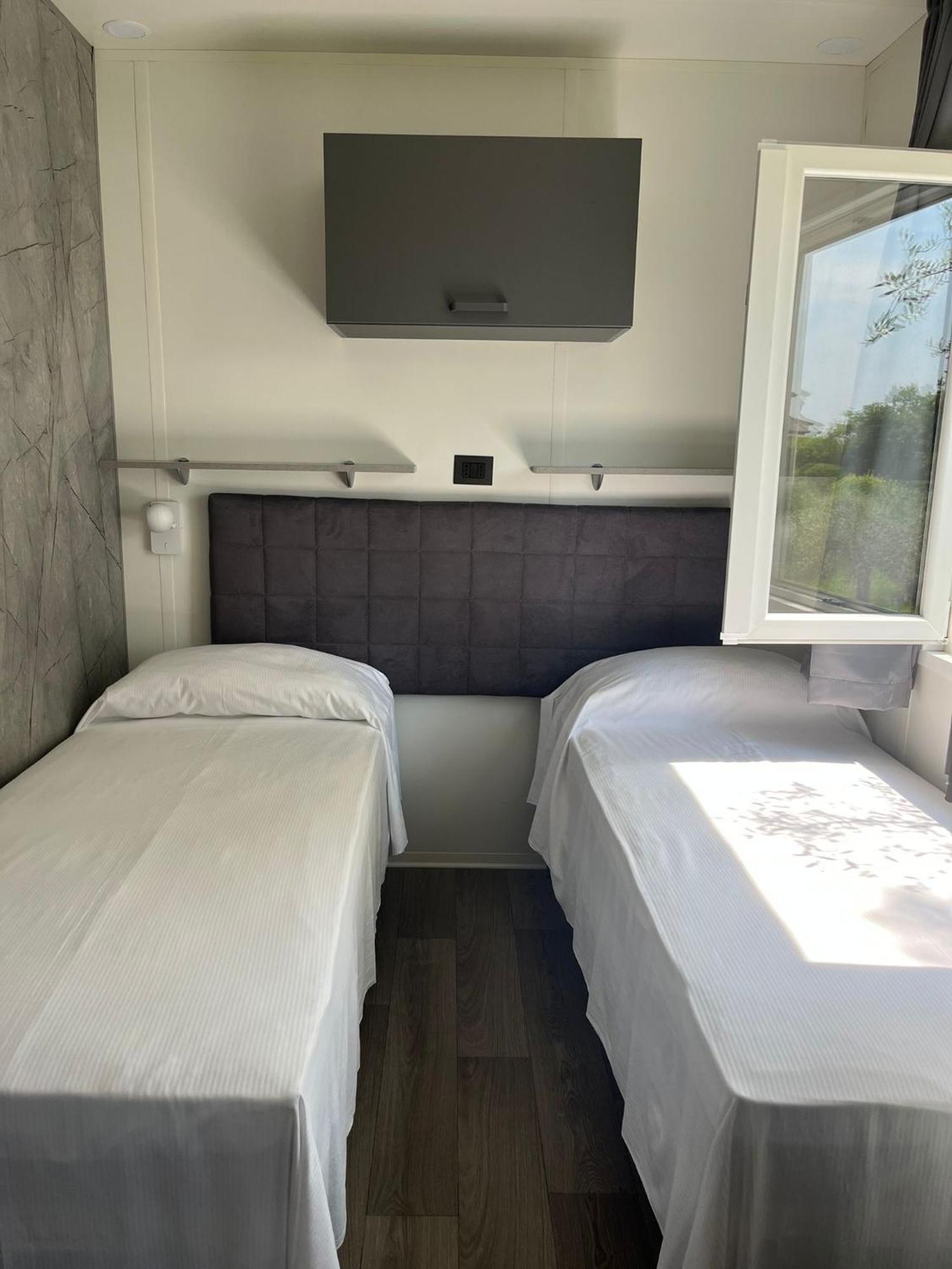 Agriturismo Il Giardino Degli Ulivi Lazise Bagian luar foto