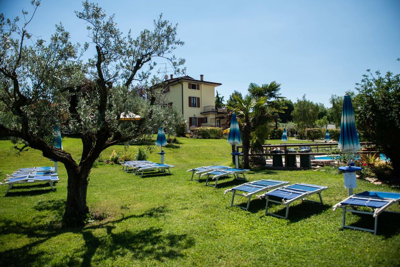 Agriturismo Il Giardino Degli Ulivi Lazise Bagian luar foto